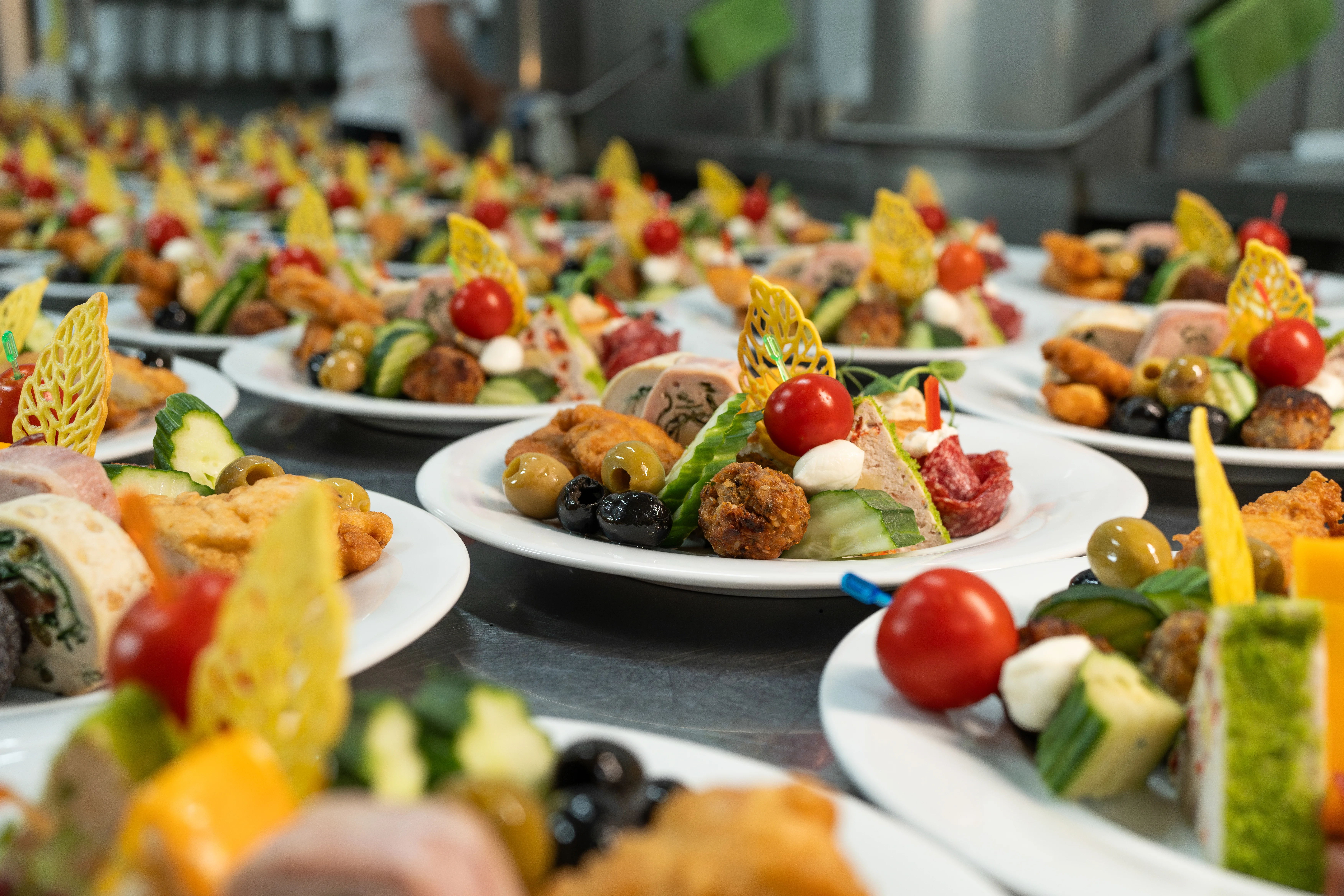 Meniu Odissea Events Hall - preparate fine dining și prezentare elegantă