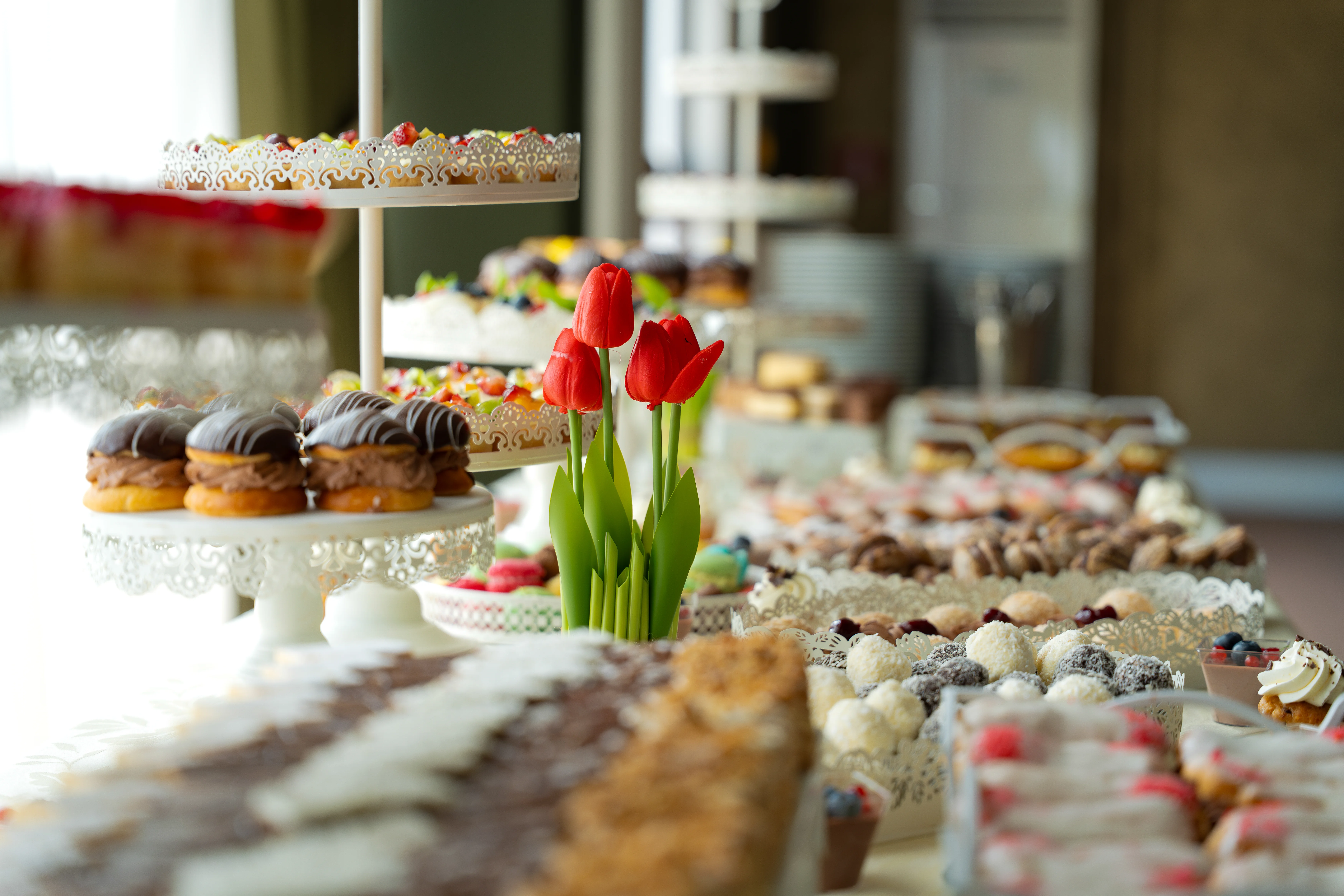 Meniu Odissea - preparate delicioase și prezentare elegantă