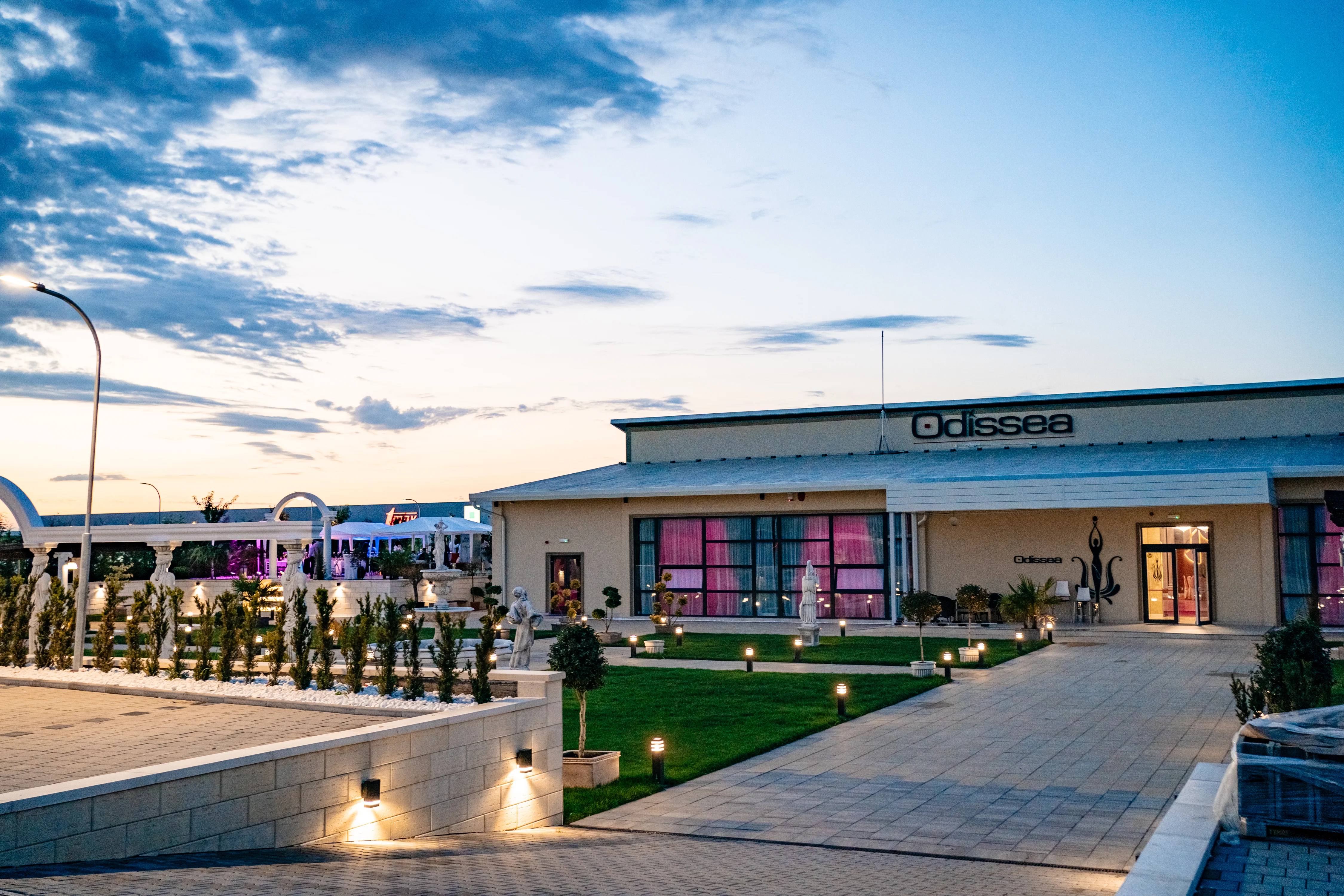 Contact Odissea Events Hall